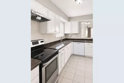 7854 Green Lawn Drive #7854, Houston, TX 77088 - Photo 8