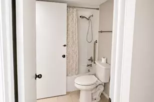 7854 Green Lawn Dr, Houston, TX 77088 - Photo 14