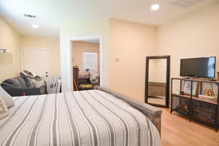 219 W 30th St, Houston, TX 77018 - Photo 20