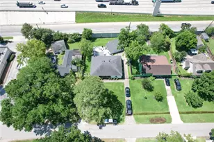 219 W 30th St, Houston, TX 77018 - Photo 34