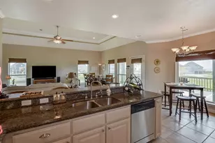 708 Kyndall Cor, Port Bolivar, TX 77650 - Photo 18