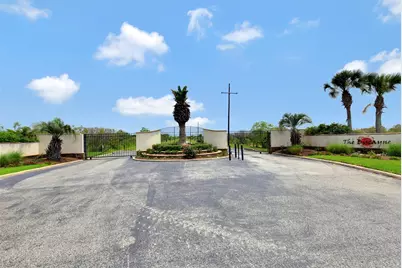 708 Kyndall Corner, Port Bolivar, TX 77650 - Photo 32