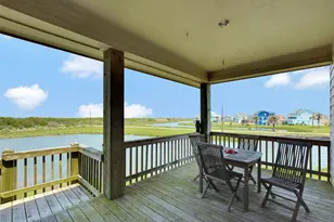 708 Kyndall Cor, Port Bolivar, TX 77650 - Photo 6