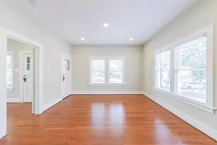 931 Teetshorn St, Houston, TX 77009 - Photo 8