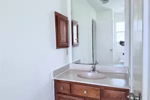 10106 Pear Limb Dr, Houston, TX 77099 - Photo 22