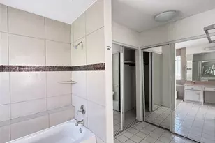 10106 Pear Limb Dr, Houston, TX 77099 - Photo 14