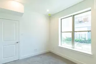 2208 McGowen St, Houston, TX 77004 - Photo 4