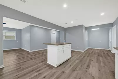 2131 Counter Point Drive, Houston, TX 77055 - Photo 8