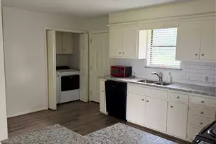 151 Country Oaks St, Brazoria, TX 77422 - Photo 4