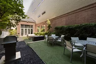 306 McGowen St, Houston, TX 77006 - Photo 6