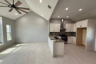 825 Mossey Dr, La Porte, TX 77571 - Photo 6