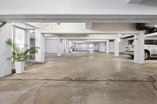 5050 Ambassador Way, Houston, TX 77056 - Photo 16