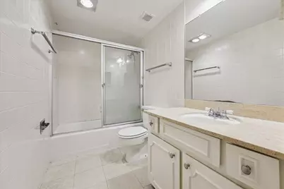 5050 Ambassador Way #210, Houston, TX 77056 - Photo 14