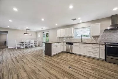 405 N Fulton Street, Texas City, TX 77591 - Photo 18