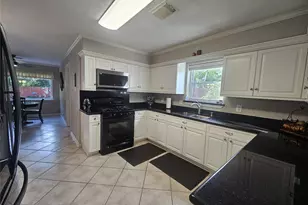 548 River Plantation Dr, Conroe, TX 77302 - Photo 20