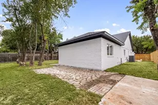 5518 Beechnut St, Houston, TX 77096 - Photo 28