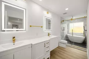 5518 Beechnut St, Houston, TX 77096 - Photo 8