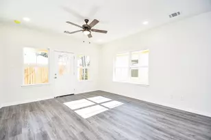 12210 Heather Flower Ln, Houston, TX 77014 - Photo 6