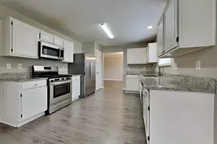 2203 Pincher Creek Dr, Spring, TX 77386 - Photo 4