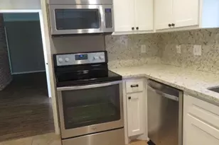 803 Briarmeadow Ave, Friendswood, TX 77546 - Photo 8