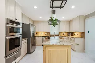 354 Tealwood Dr, Houston, TX 77024 - Photo 16