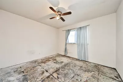 12026 Sela Ln, Houston, TX 77072 - Photo 24