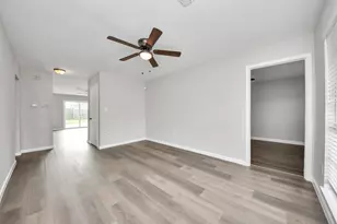 4114 Fairgreen Ln, Houston, TX 77047 - Photo 8
