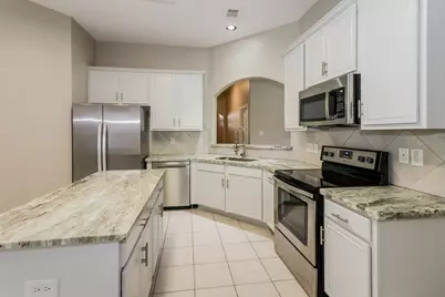 12103 Lakewood Villa Drive, Tomball, TX 77377 - Photo 6