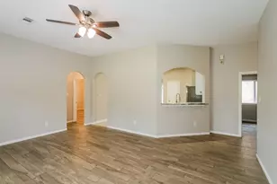 12103 Lakewood Villa Dr, Tomball, TX 77377 - Photo 4