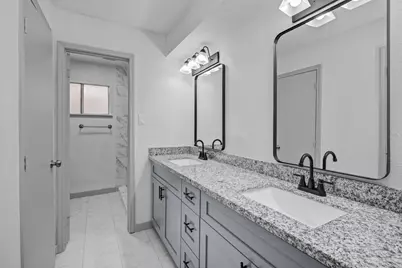 13747 Rampchester Lane, Houston, TX 77015 - Photo 20