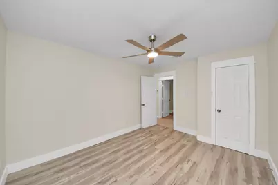 10521 Chesterfield Drive, Houston, TX 77051 - Photo 30
