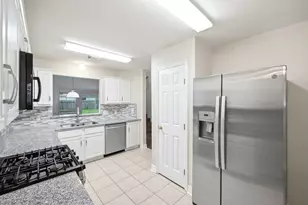 19722 Eagle Canyon Way, Katy, TX 77450 - Photo 14