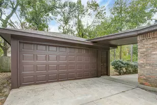 222 Ridgewood Dr, Oak Ridge North, TX 77386 - Photo 6