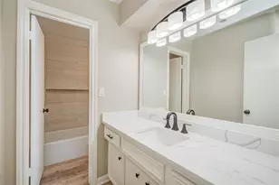 222 Ridgewood Dr, Oak Ridge North, TX 77386 - Photo 32