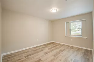 222 Ridgewood Dr, Oak Ridge North, TX 77386 - Photo 28