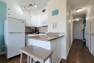 6102 Seawall Blvd, Galveston, TX 77551 - Photo 20