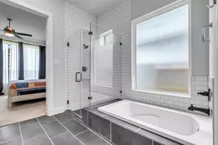 9219 Trimble Lndg Dr, Tomball, TX 77375 - Photo 14