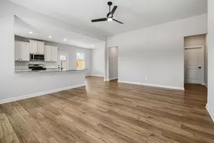 15773 Bayberry Trce Dr, Conroe, TX 77303 - Photo 4