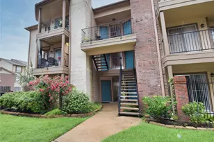 2121 Hepburn St, Houston, TX 77054 - Photo 2