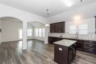 5186 Dry Hollow Dr, Alvin, TX 77511 - Photo 8