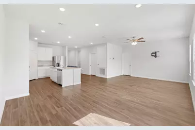 5815 Jade Crest Court, Montgomery, TX 77316 - Photo 6