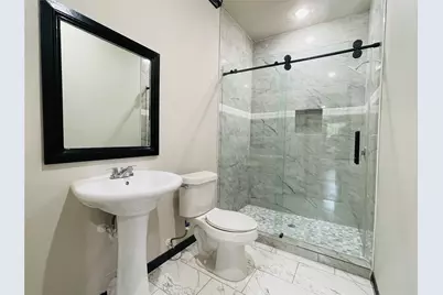 2187 Franklin Street, Beaumont, TX 77701 - Photo 8