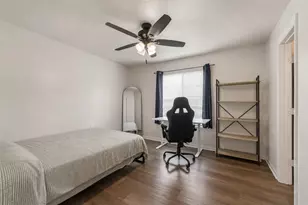527 Southwest Pkwy, College Station, TX 77840 - Photo 16