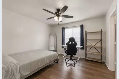 527 Southwest Parkway #303, College Station, TX 77840 - Photo 18