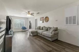 527 Southwest Pkwy, College Station, TX 77840 - Photo 6