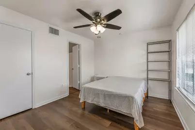 527 Southwest Parkway #303, College Station, TX 77840 - Photo 14