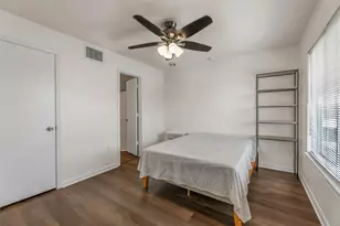 527 Southwest Pkwy, College Station, TX 77840 - Photo 14