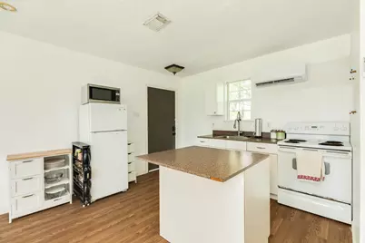 318 S Amherst Drive, West Columbia, TX 77486 - Photo 16