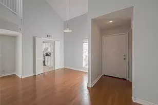 9809 Richmond Ave, Houston, TX 77042 - Photo 6