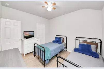 7615 Tye Creek Lane, Richmond, TX 77469 - Photo 12